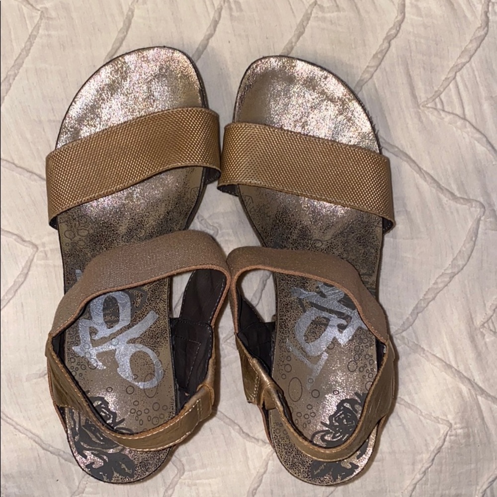 OTBT wedge sandals